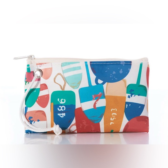 Sea Bags Wristlet made in Maine from Recycled Sails. Perfect for boat lovers! - Picture 1 of 7